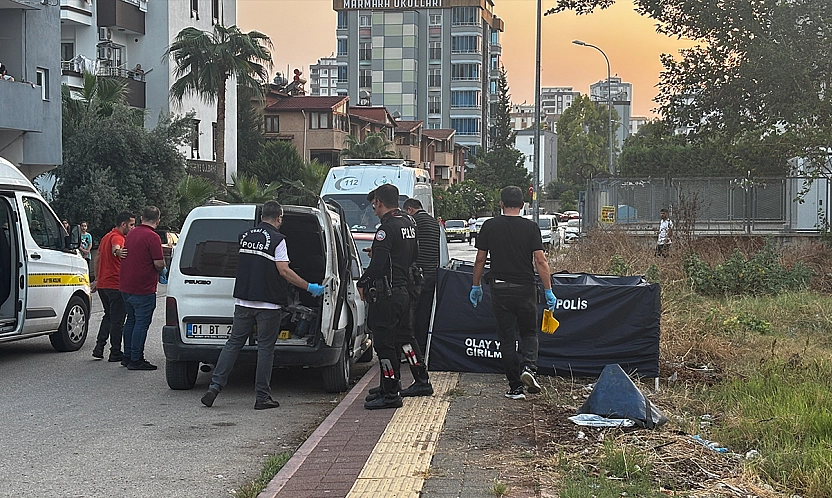 Katliam gibi kavga: Baba ve oğlu öldü, anne yaralı
