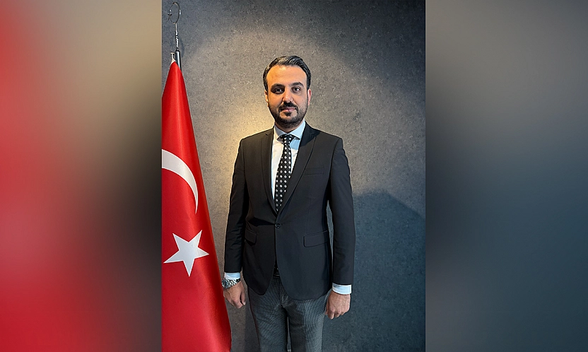 KURSDER Elazığ Şubesi'nde bayrak değişimi: Yeni Başkan Serhat Gülnaroğlu oldu
