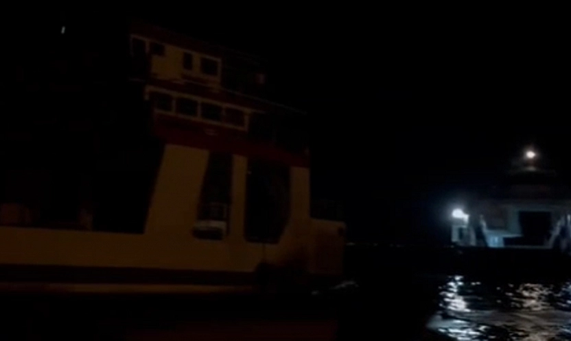 Malatya-Elazığ feribotunda fırtına krizi