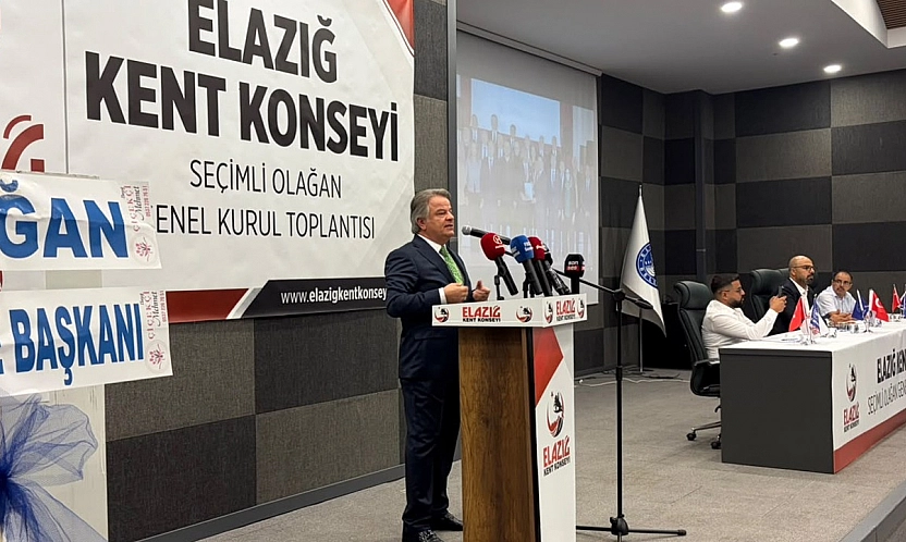 Nafiz Koca yeniden Kent Konseyi başkanlığına seçildi