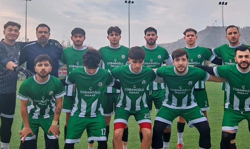 Paluspor liderliğini sürdürüyor