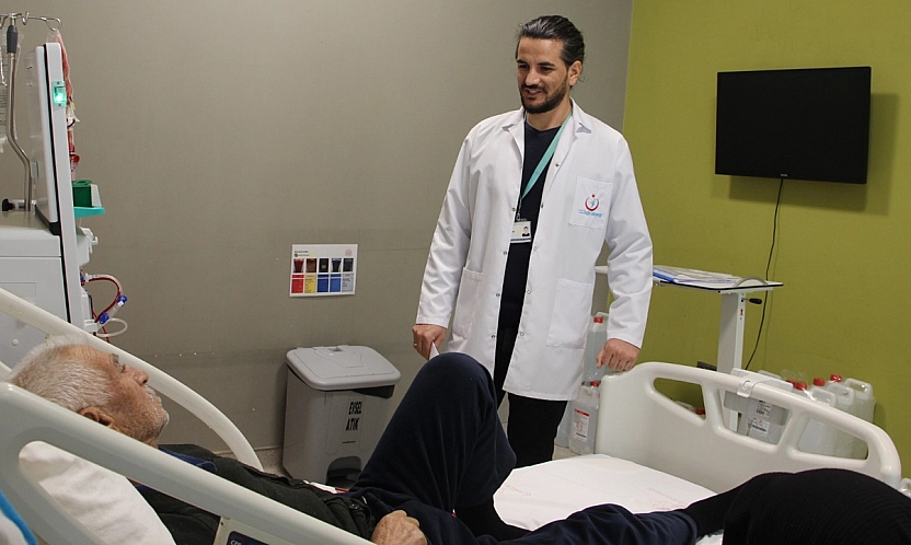 Şehir Hastanesi Diyaliz Ünitesi Hastalarına Şefkat ve güvenle yaklaşıyor