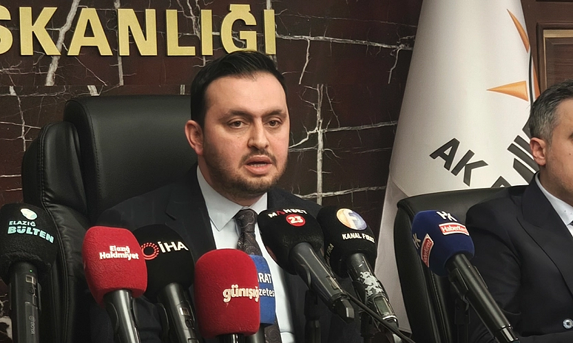 Selmanoğlu: 'Biz büyük bir aileyiz anlayışıyla yoluna devam eden güçlü bir siyasi hareketiz'