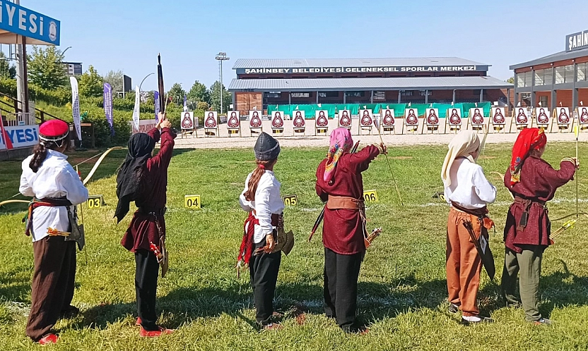 Türkiye Finallerine 2 bireysel sporcu ve 1 takım Elazığ'dan