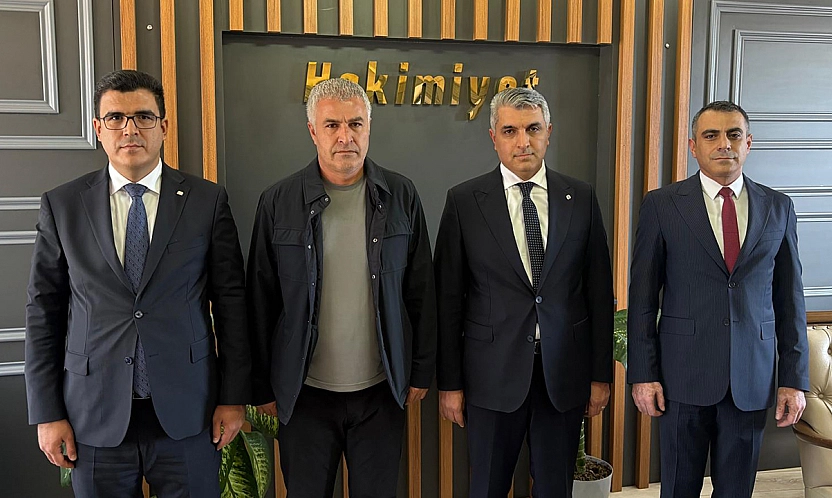 Vakıfbank Bölge Müdürü Tunç ve Hazar Şubesi Müdürü Yurtsevenden, Ahmet Toprak'a ziyaret