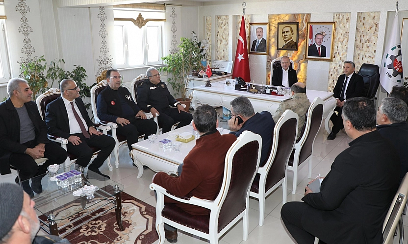 Vali Hatipoğlu Elazığ'ı karış karış geziyor