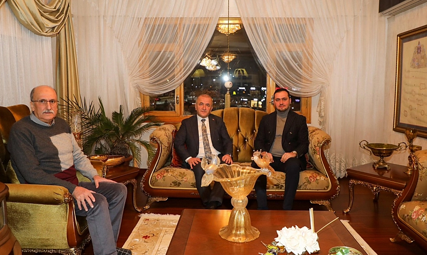 Vali Hatipoğlu'ndan Süleyman Selmanoğlu'na geçmiş olsun ziyareti