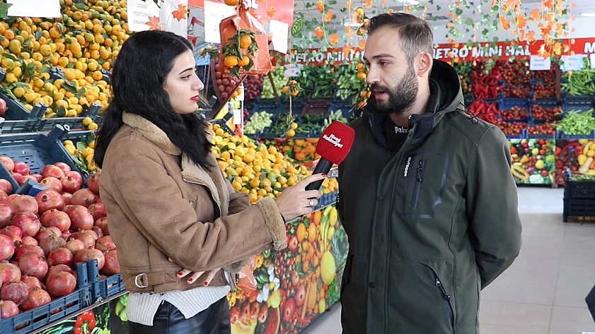 Elazığ'daki bu manavdan çılgın indirimler: Salı ve Cumartesi uzun kuyruklara hazır olun