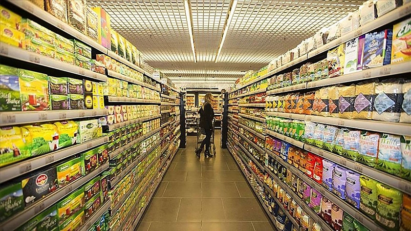 Merkez bankası paylaştı! Yılsonu enflasyon ve dolar tahmini değişti
