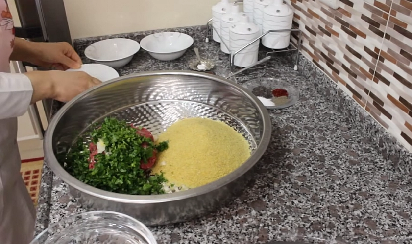 Elazığ'da yöresel yemeğin tadına bakanlar her yerde bahsediyor! Elazığ'ın vazgeçilmez lezzeti…