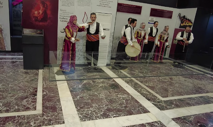 Elazığ'daki müze turist akınına uğruyor! Elazığ'ı temsilen…
