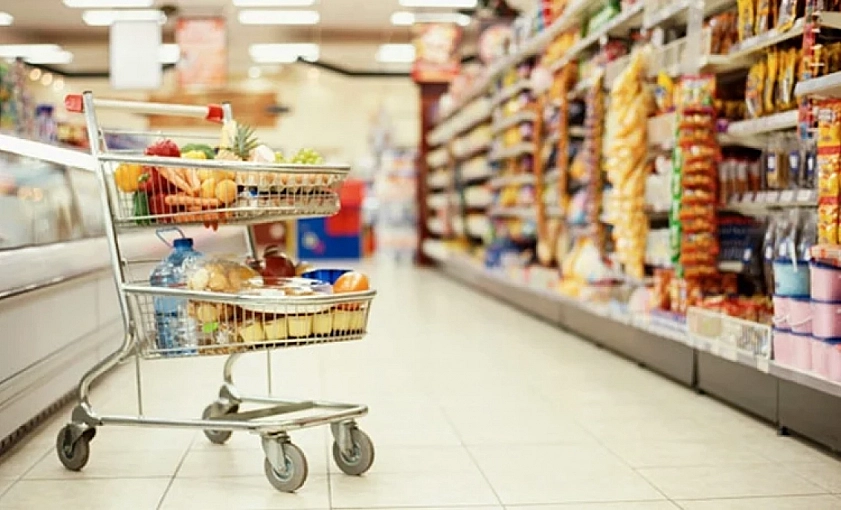 Elazığ'da bir marketten çılgın kampanya: Bu indirimler raf boşaltır