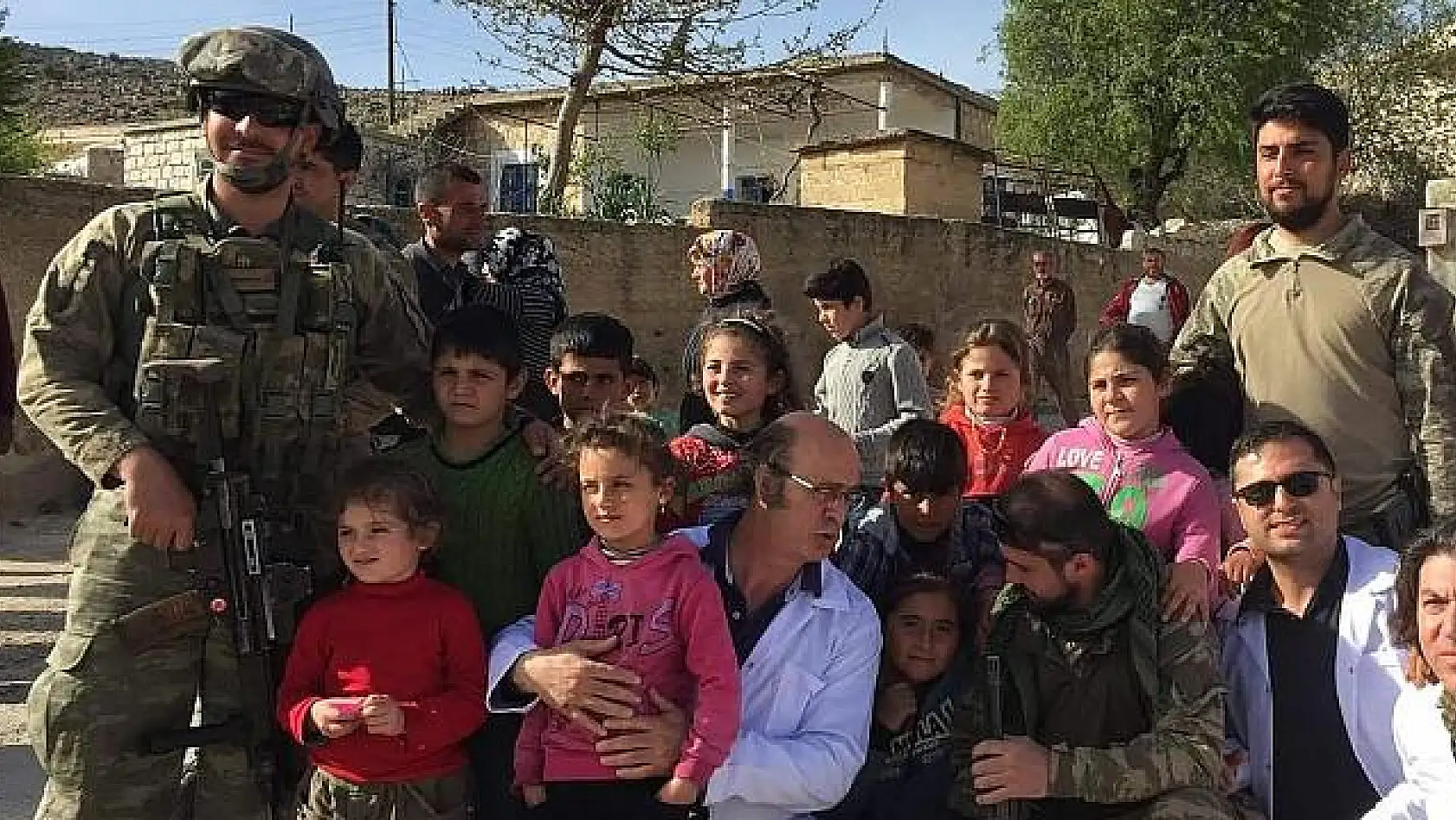 5 Öğretim Üyesi Gönüllü Olarak Afrin'e Gitti 