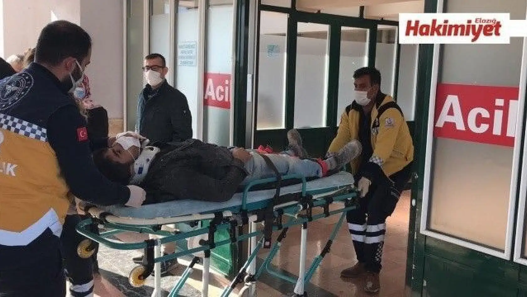  Elazığ'da inşaatın 3'üncü katından düşen genç yaralandı