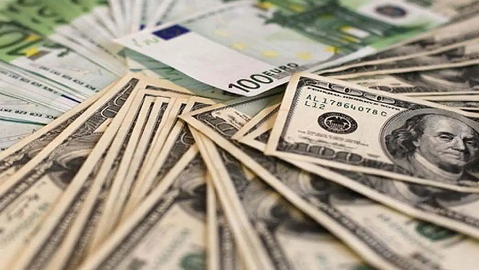 Dolar ve Euro'da Artış Hız Kesmiyor! Dolar ve Euro Bugün Ne Kadar?