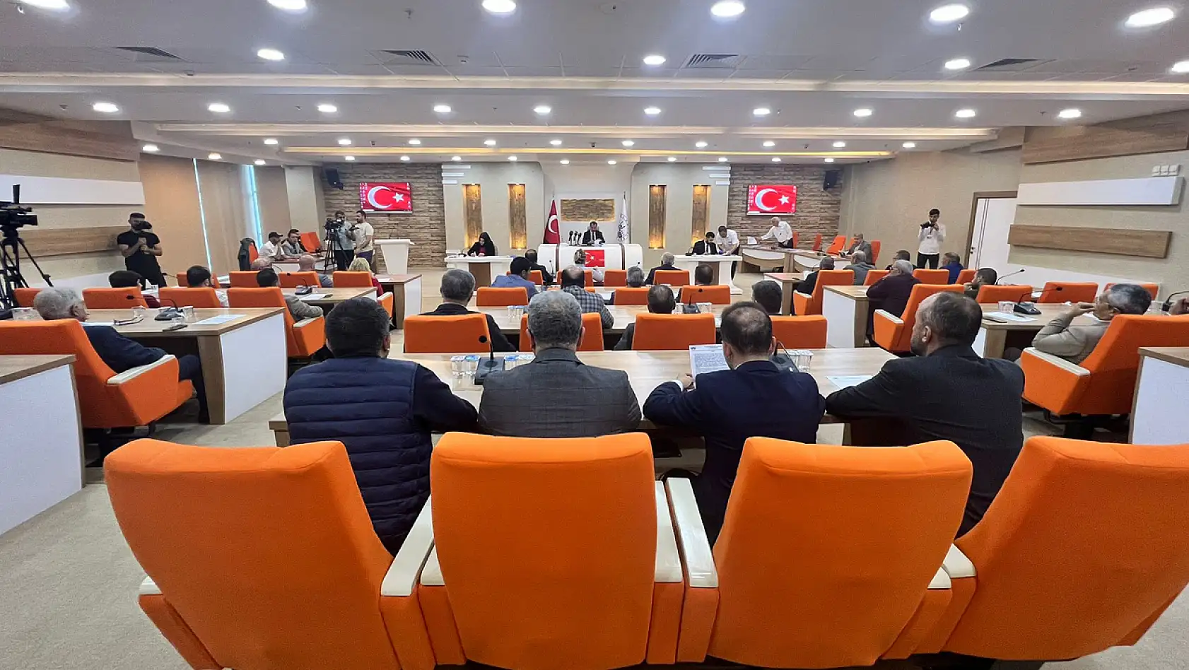 Elazığ Belediye Meclisi Mayıs Ayı İlk Toplantısında CHP'nin Önergesi Reddedildi