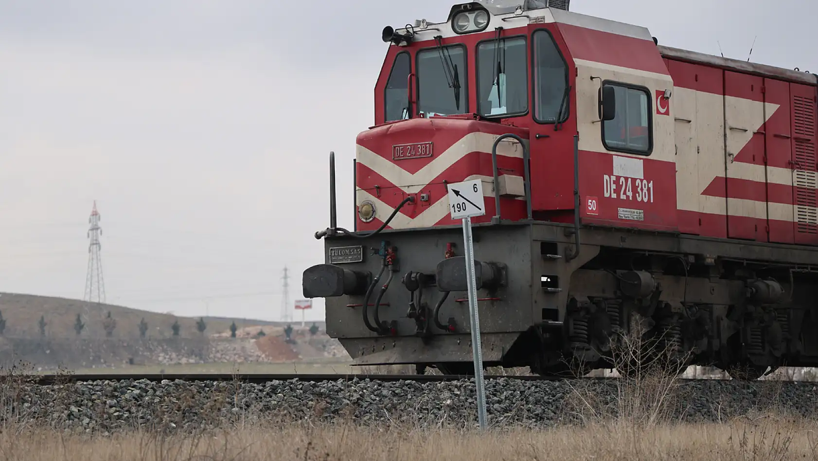 Elazığ'da 80 Yaşındaki Adama Tren Çarptı