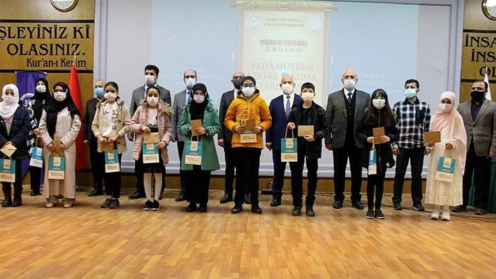 Elazığ'da, 'Ezbere Veda Hutbesi Okuma Yarışması' Düzenlendi!