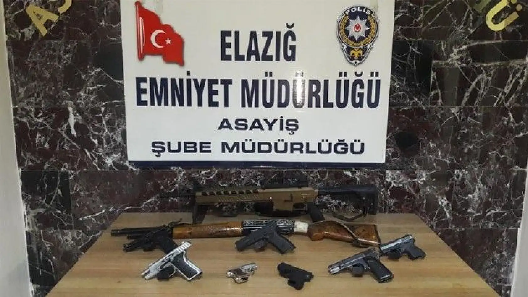 Elazığ'da şok ve asayiş uygulamalarında yakalanan 35 şüpheli tutuklandı