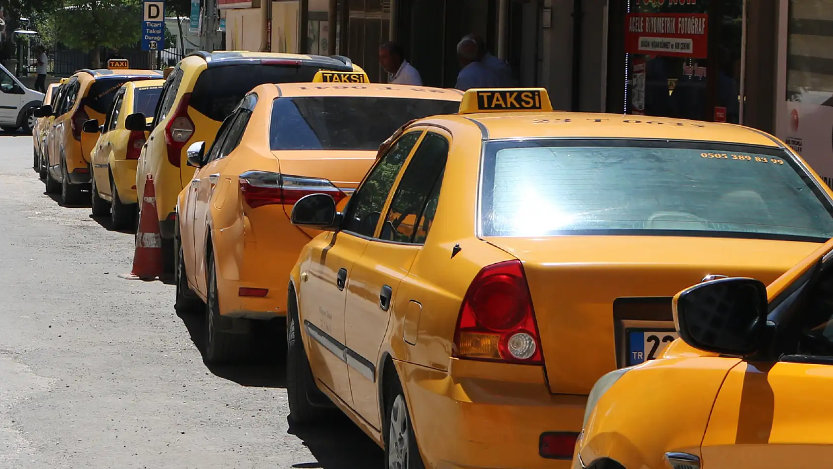 Elazığ'da Taksiciler Kontak Mı Kapatacak?