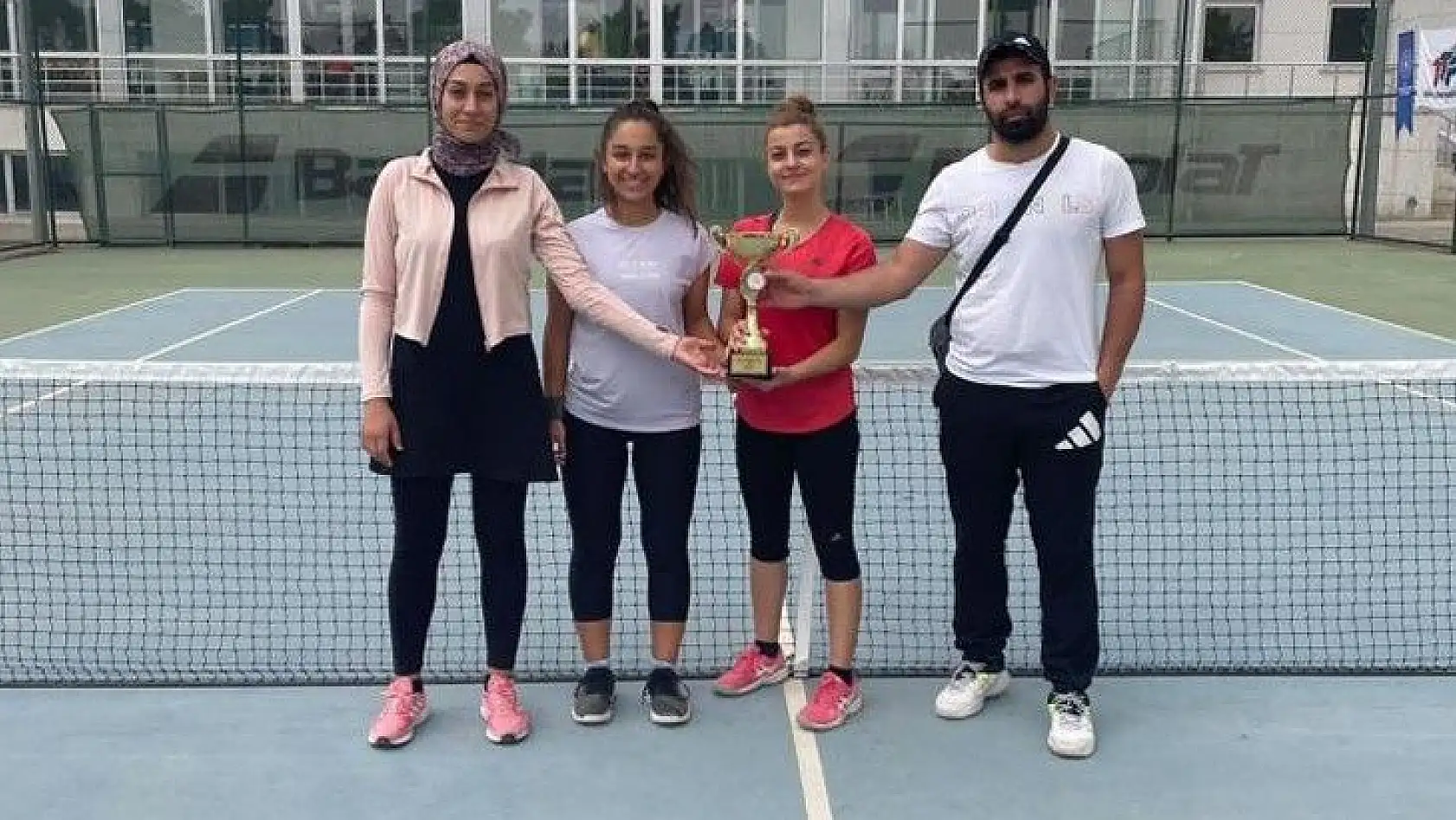 Elazığ tenis takımı Türkiye Şampiyonası'nda