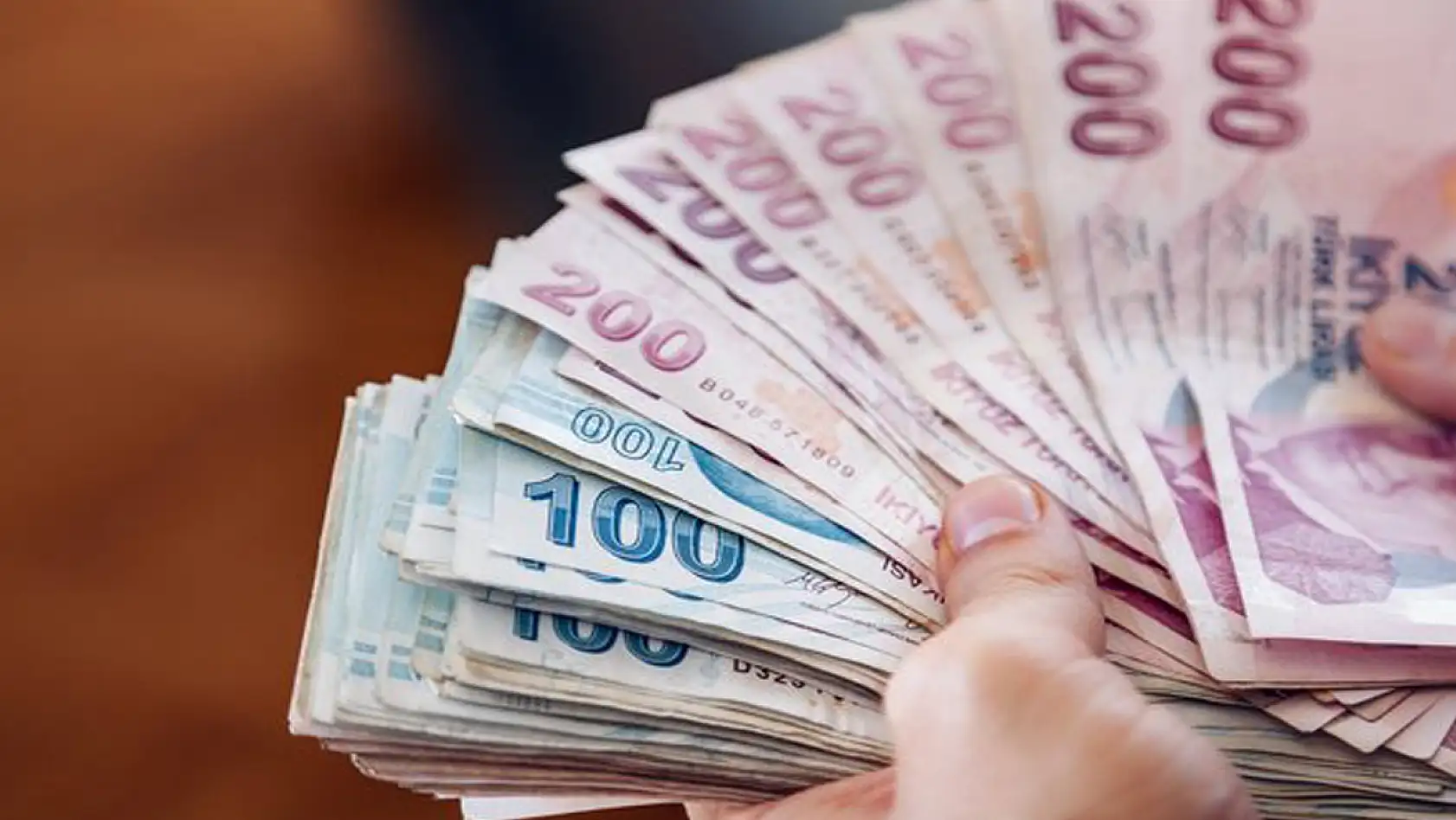 Faiz Kararı Sonrası Bankalar: 100 Bin Liranın 3 Aylık Getirisi