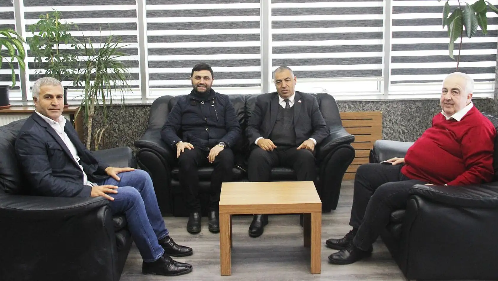 FHGC Başkanı Erdem ve ŞUÇGAD Başkanı Gülebak'tan Hakimiyet'e Ziyaret