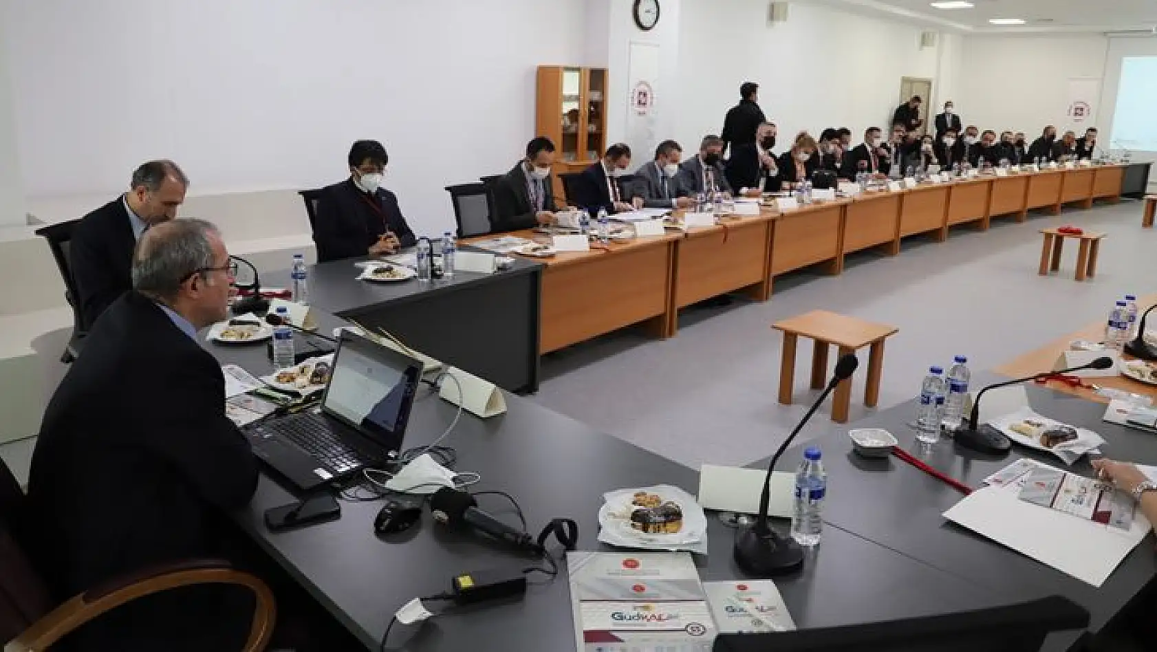 Fırat Üniversitesi'nde Düzenlenecek Kariyer Fuarının Hazırlık Toplantısı Gerçekleştirildi
