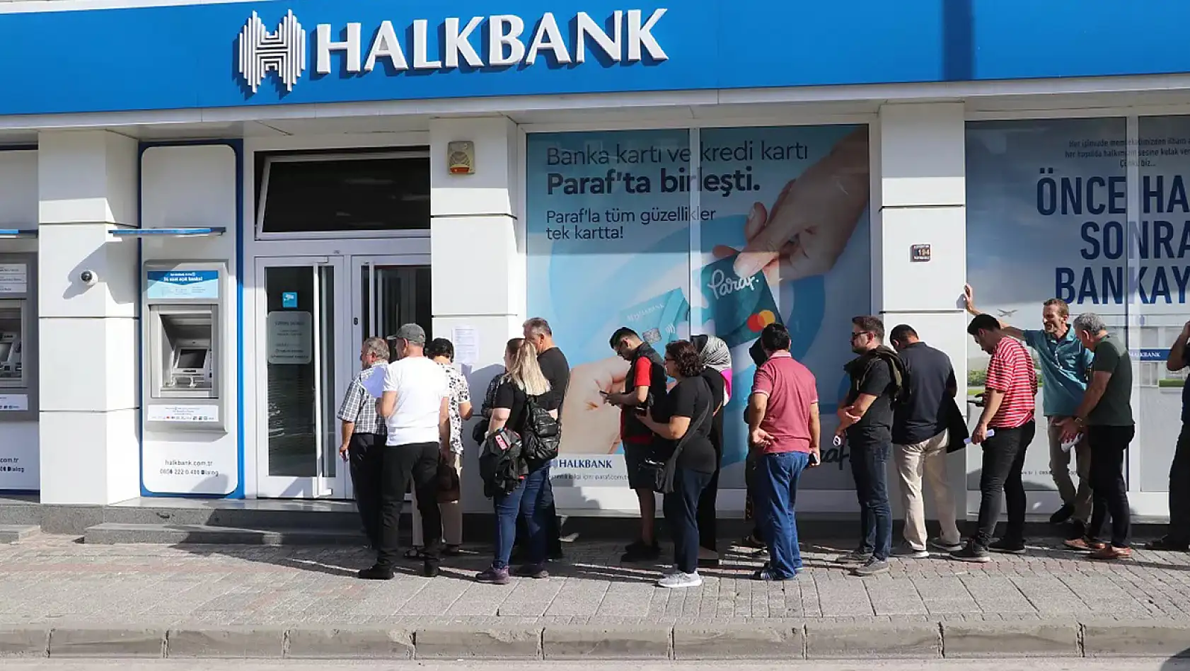 Halkbank'tan 300 Bin TL Tutarında Yeni Taşıt Kredisi!