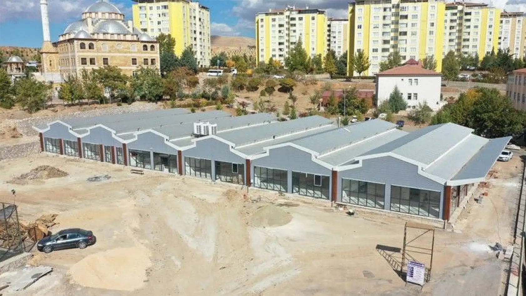 Hilalkent Sosyal Hizmet Binası Projesi'nde Sona Gelindi