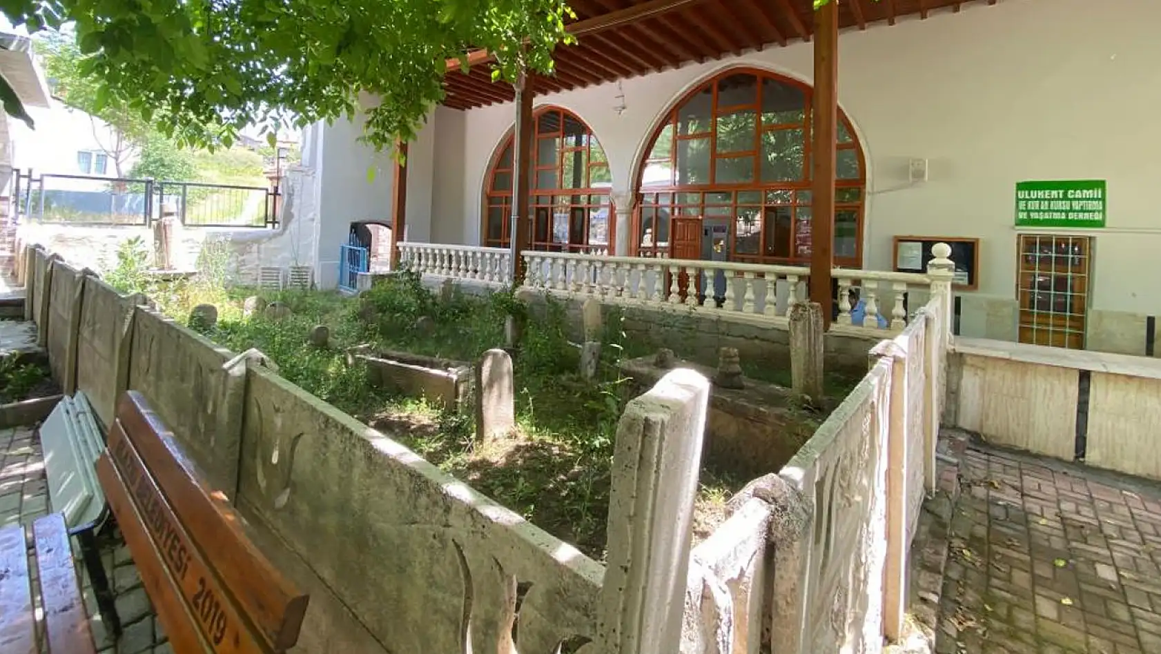 Hüseynik'teki tarihi mezarlar gün yüzüne çıkarılmayı bekliyor