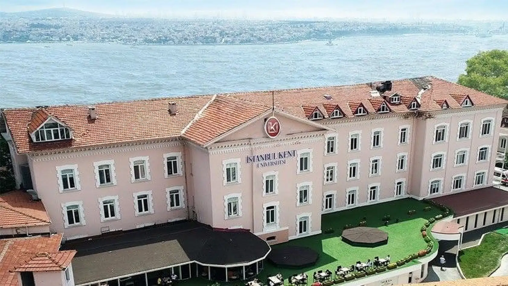 İstanbul Kent Üniversitesi 25 Öğretim Üyesi alıyor