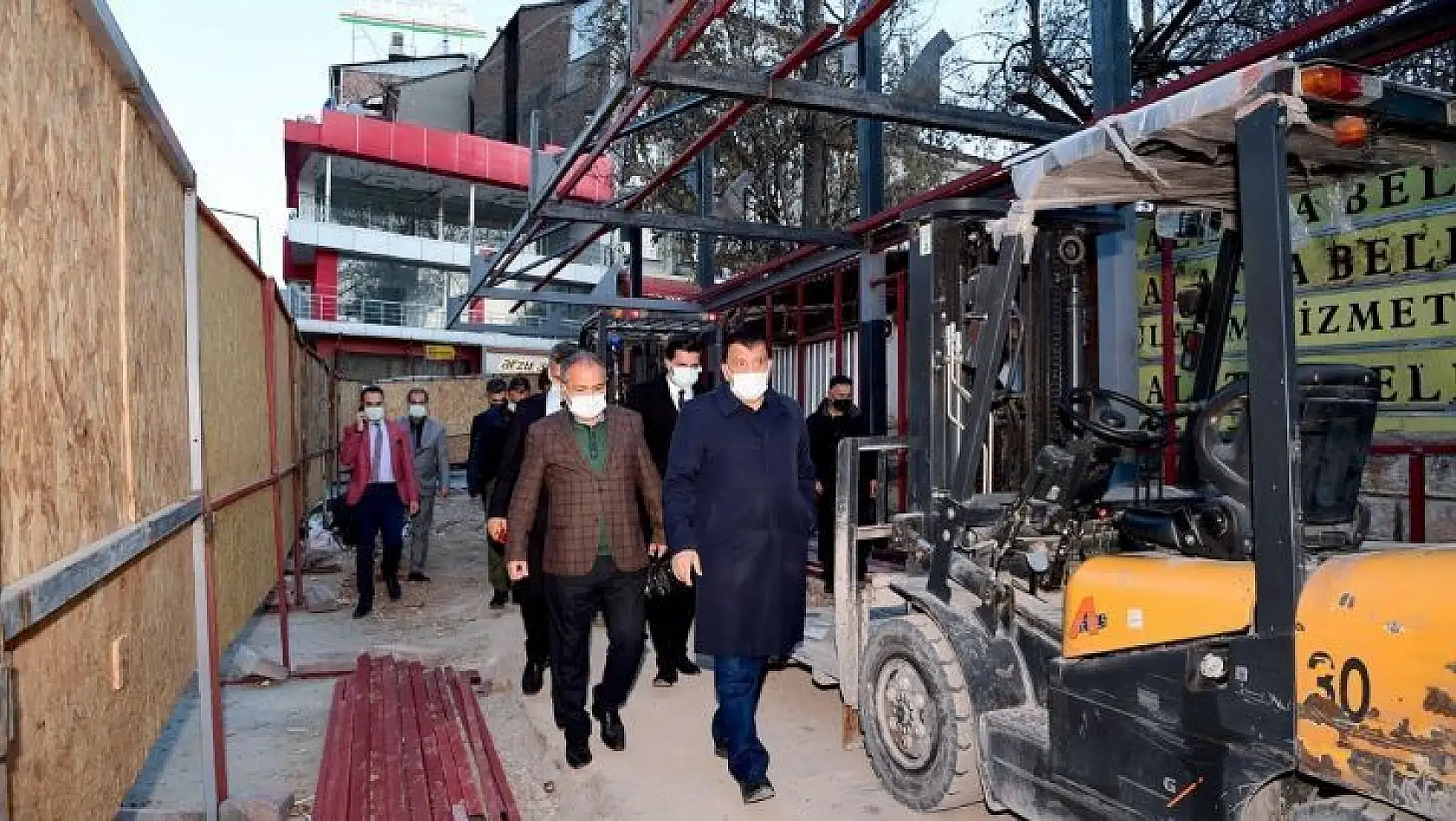 Malatya Büyükşehir, Çilesiz otobüs durağını yeniliyor