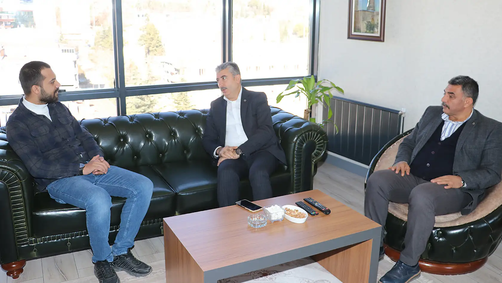 MHP Baskil Belediyesi Başkan Aday Adayı Tuncer Turus, Gazetemizi Ziyaret Etti