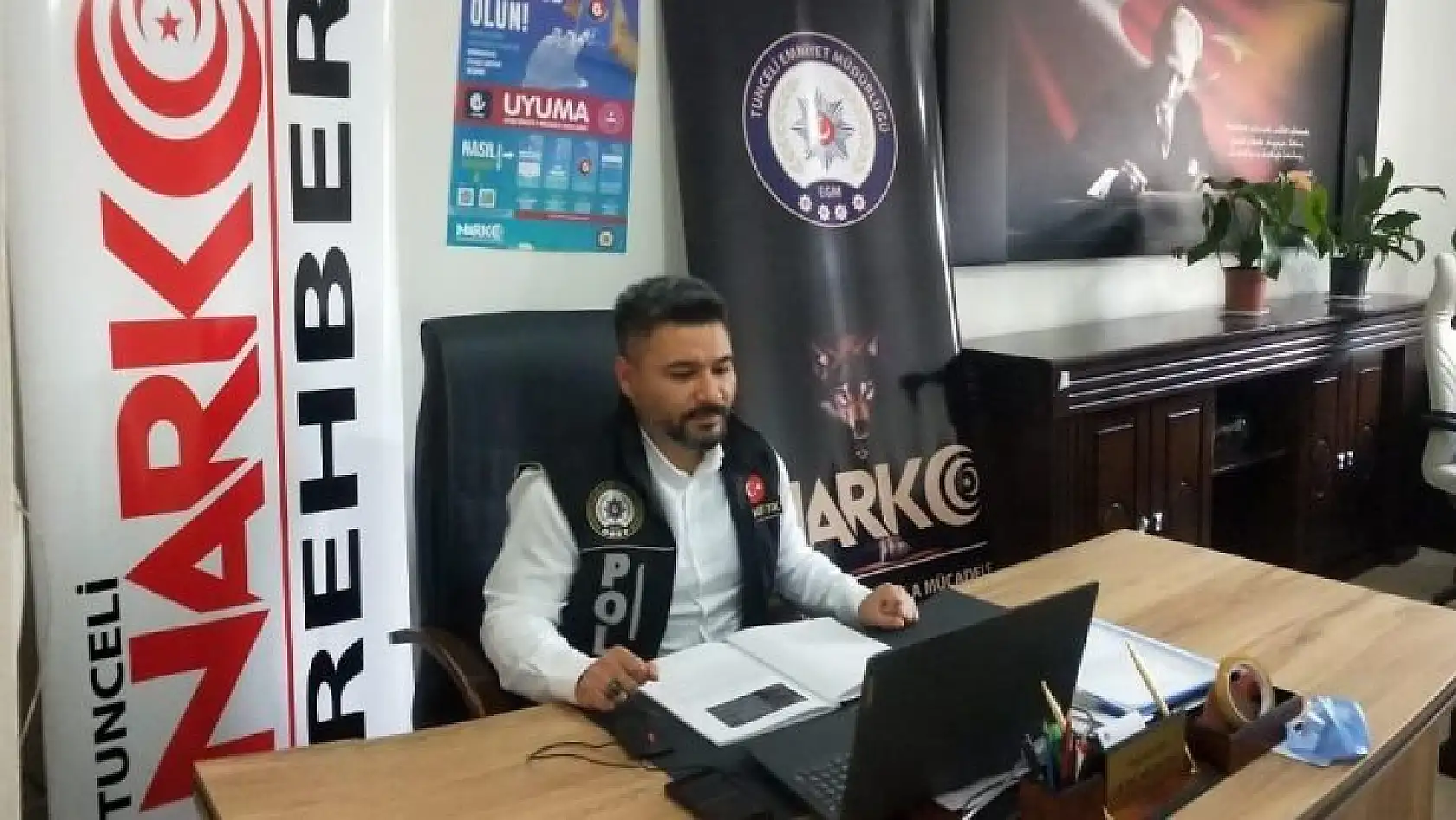 Tunceli'de öğretmenlere 'Narkorehber ' eğitimi