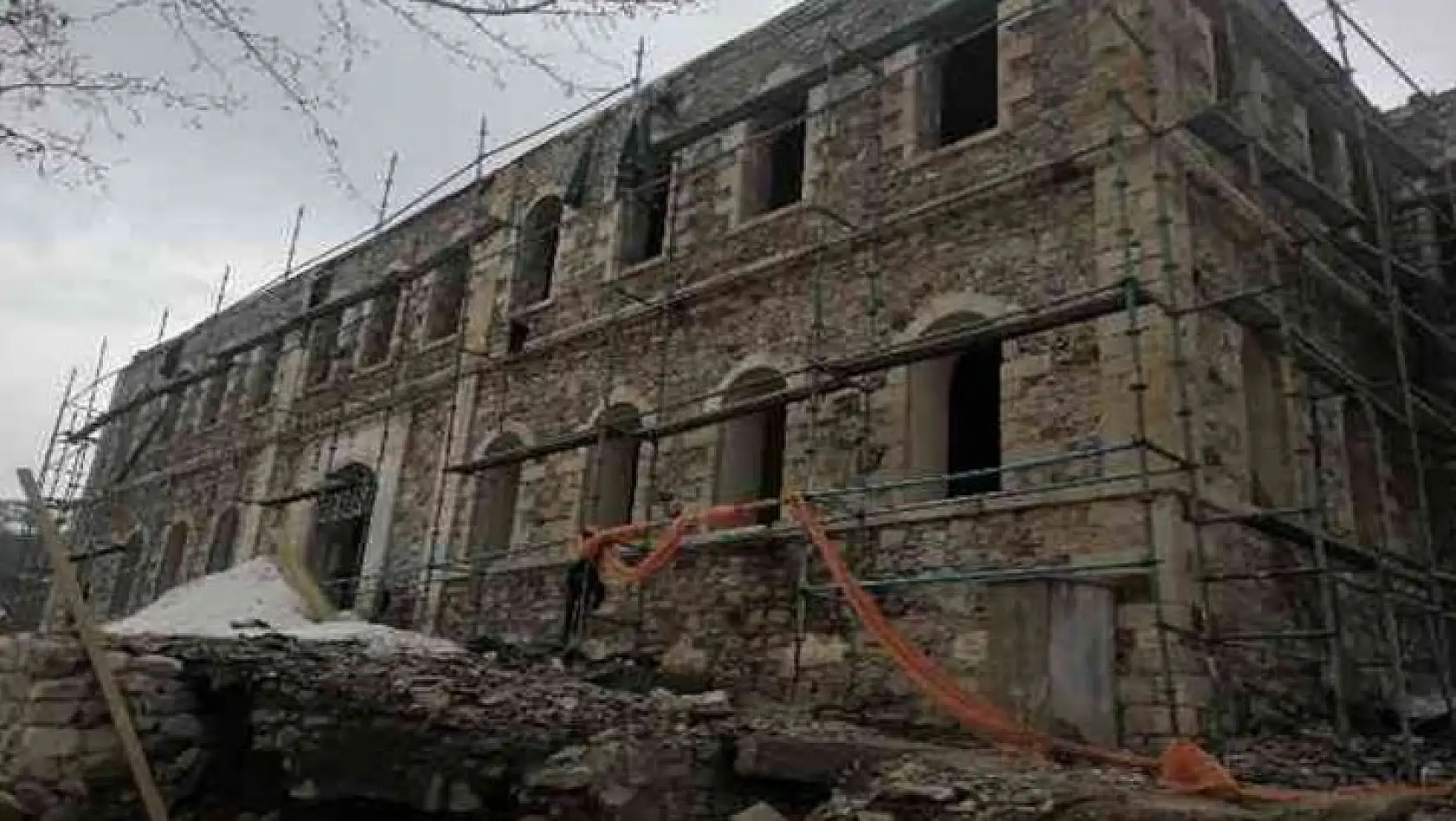 Türkiye'nin En Eski Mülki İdare Binası Restore Edilerek Eski Günlerine Dönecek