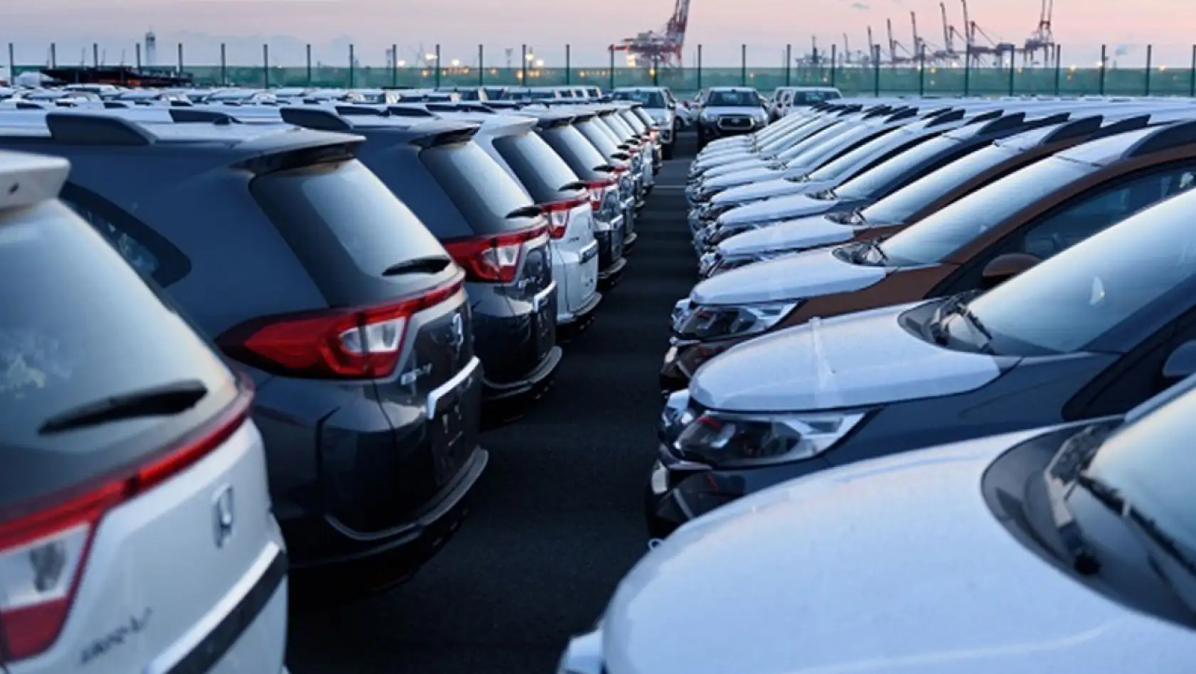 Zam Yasağı Geliyor: Otomobil Piyasası Altüst Olacak!