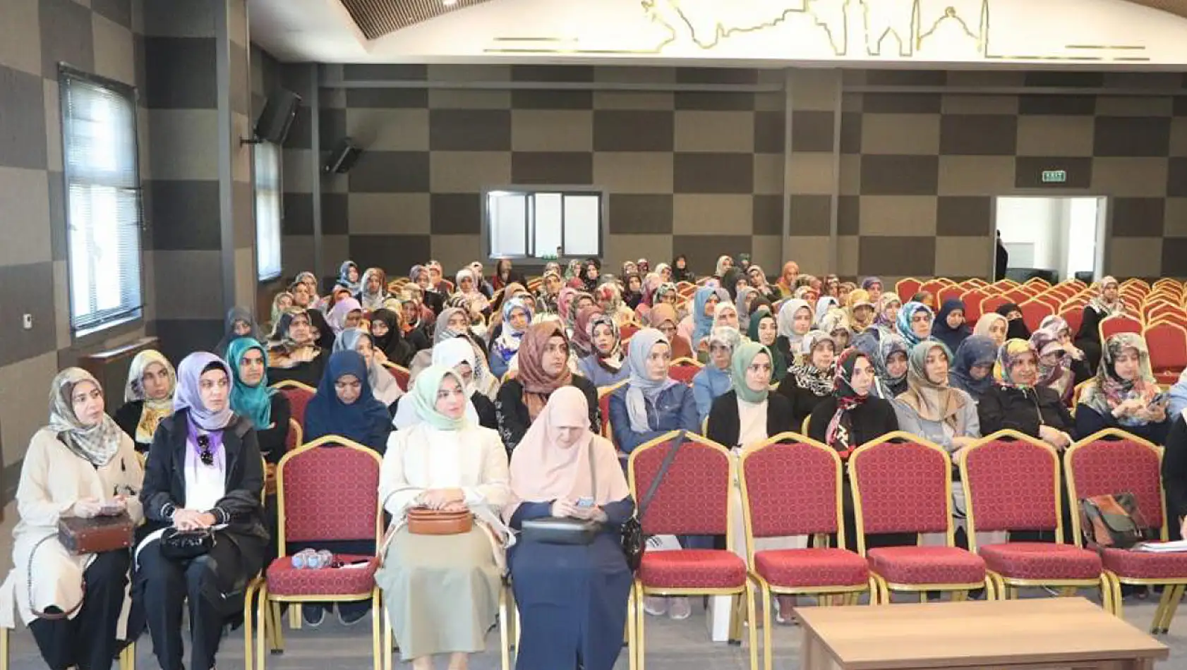 Elazığ'da Yaz Kuran Kursları Eğitim Semineri Tamamlandı
