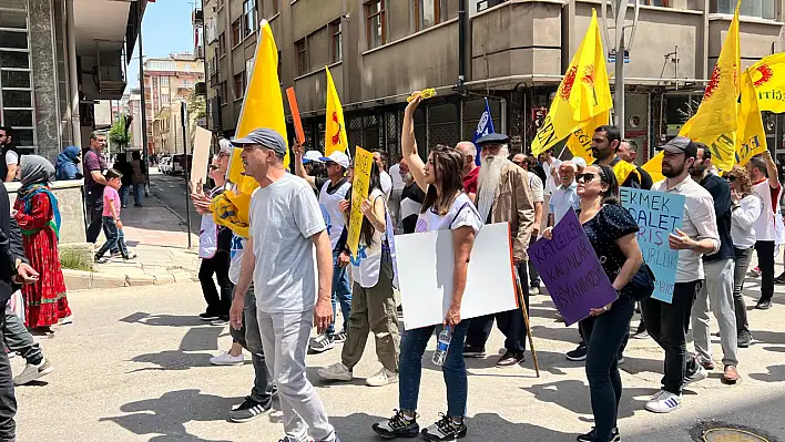1 Mayıs Elazığ'da Şarkı ve Türküler Eşliğinde Kutlandı