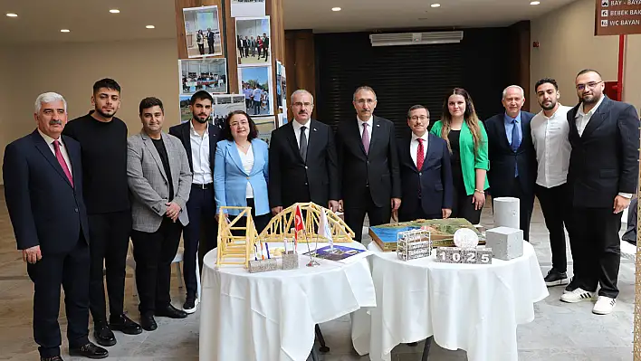 AÜB Tanıtım ve Tercih Fuarı, Fırat Üniversitesinin Ev Sahipliğinde Elazığ'da Gerçekleştirildi
