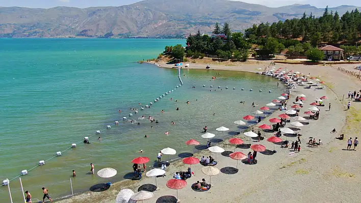 Elazığ'da Feci Ölüm: Hazar Gölü'nde Boğularak Can Verdi!