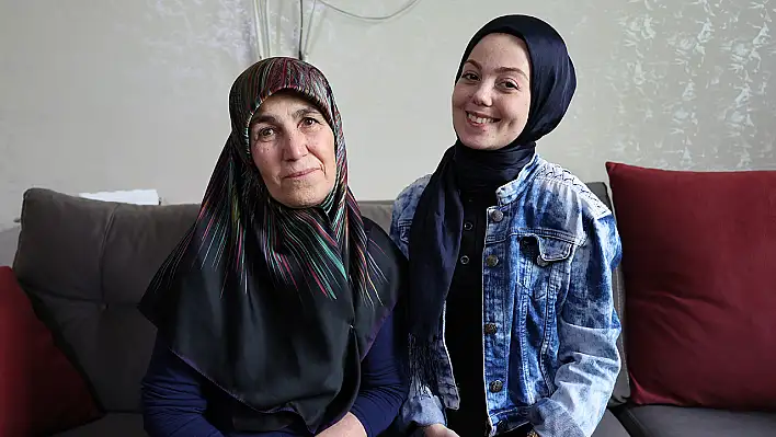 Elazığ'da Fedakar Anne, Böbreğini Vererek Kızını Yeniden Hayata Bağladı