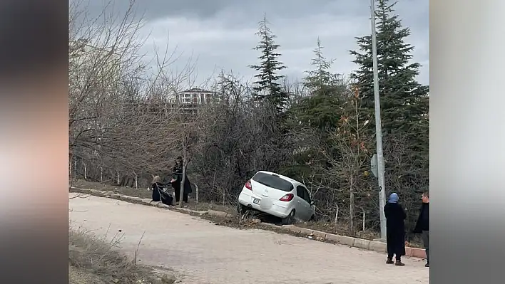 Elazığ'da Maddi Hasarlı Trafik Kazası