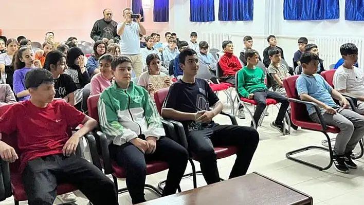 Elazığ'da Öğrencilere Tabiat Eğitimleri Sürüyor