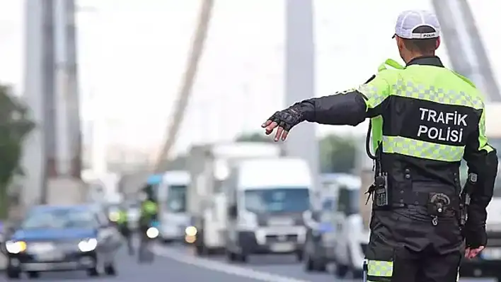 Elazığ'daki Bütün Sürücüleri Şaşırtan Karar: Ehliyetiniz Elinizden Alınabilir!