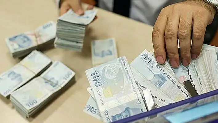 Hazine Bugün 23,7 Milyar Lira Borçlandı