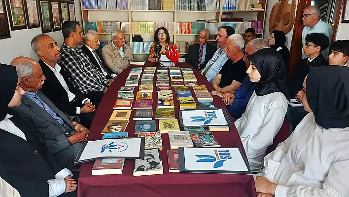 Sezai Karakoç'a Saygı Etkinliği Düzenlendi