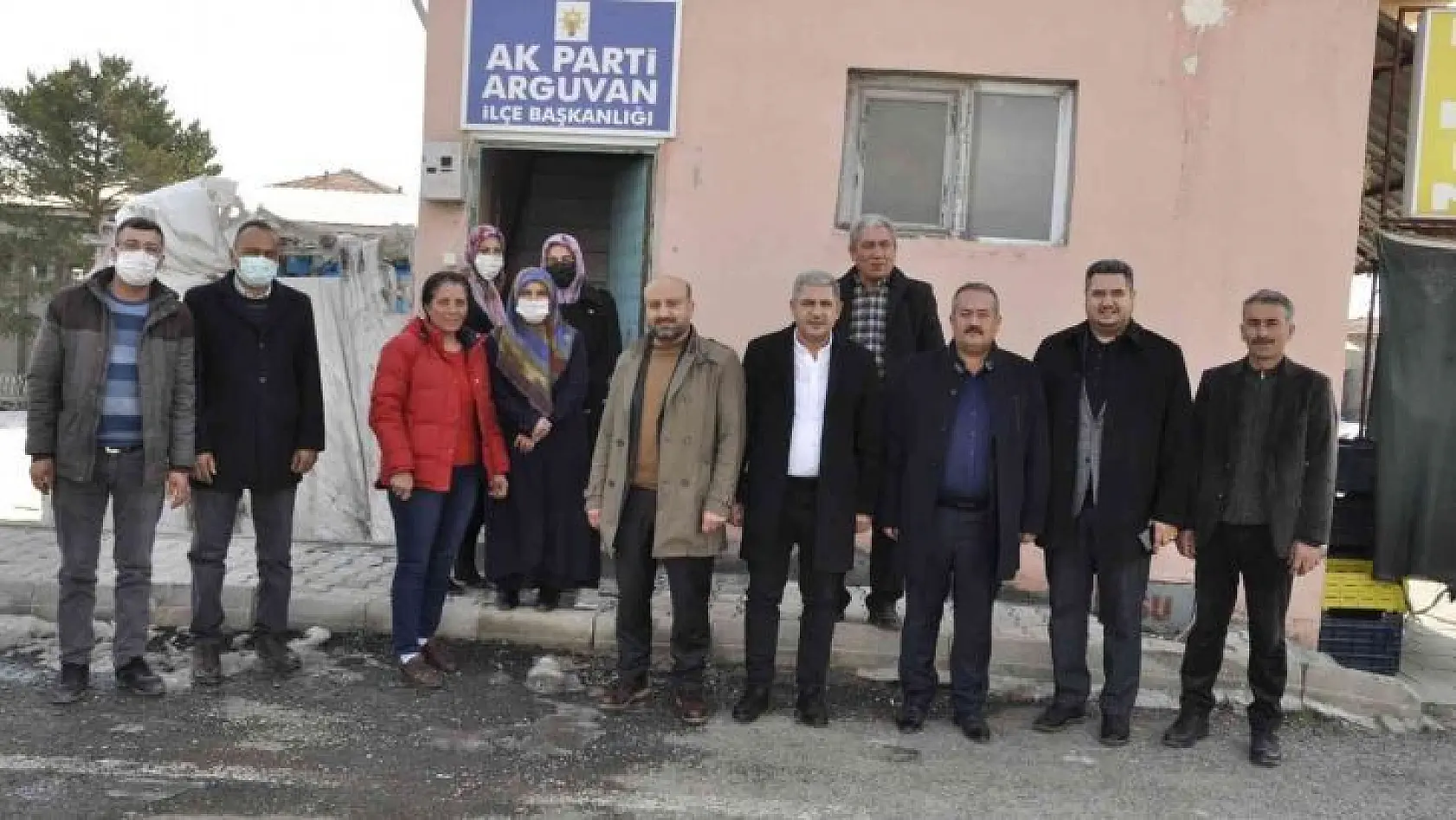 AK Parti'de çalmadık kapı bırakılmayacak