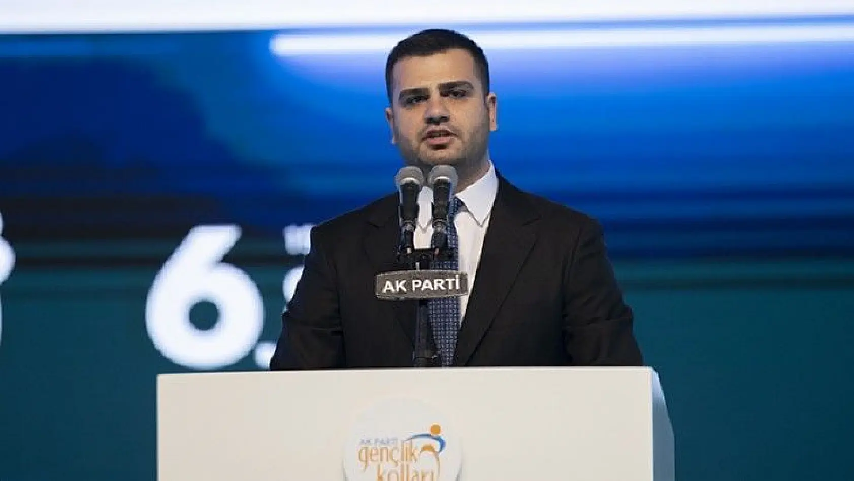 AK Parti Gençlik Kolları Genel Başkanı Eyüp Kadir İnan Elazığ'a Geliyor
