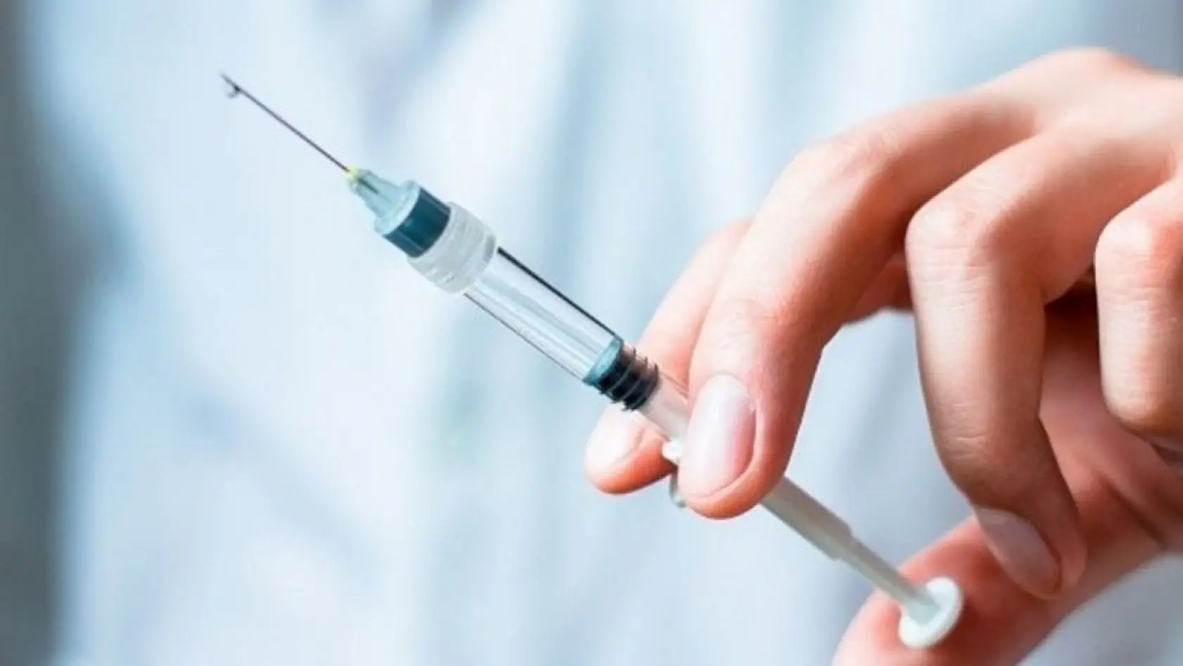 Almanya'da Covid-19 aşısı mağdurlarına tazminat ödenecek